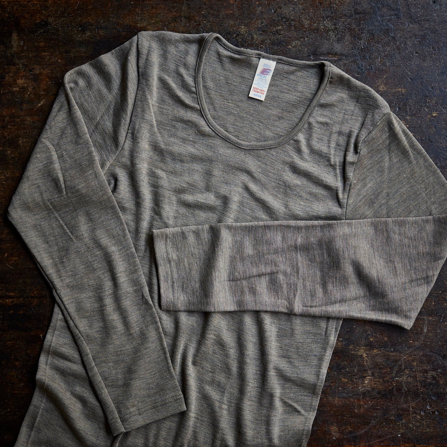 Womens Merino Wool & Silk LS Top - Walnut - Image 3