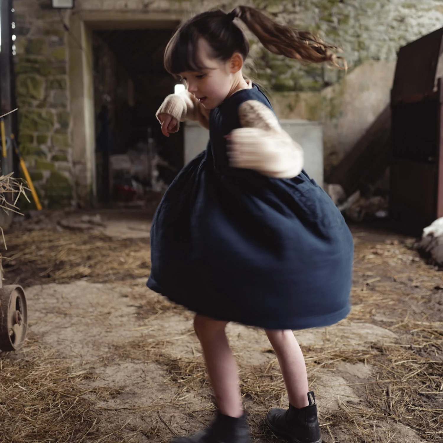 Aspen Dress - Linen - Midnight - Image 5
